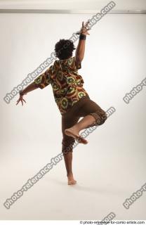 Garson DANCING POSE KRUMP